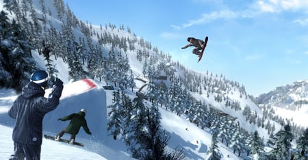 media/pim/shaun-white-snowboarding-road-trip-xbox360-3307211605220_4.jpg