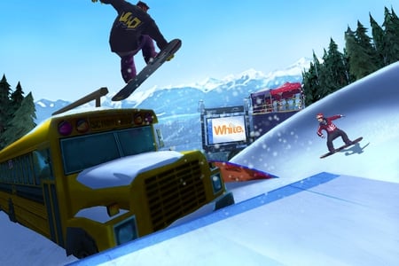 media/pim/shaun-white-snowboarding-world-stage-3307211685246_3.jpg