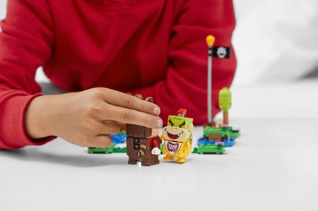 media/pim/super-mario-tbd-leaf-6-2021-5702016913286_26.jpg