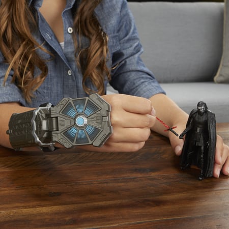 media/pim/sw-bracelet-forcelink-figurine-10cm-5010993372966_18.jpg