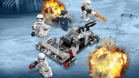 media/pim/sw-pack-de-combat-le-speeder-de-transport-du-premier-ordre-5702015866781_9.jpg