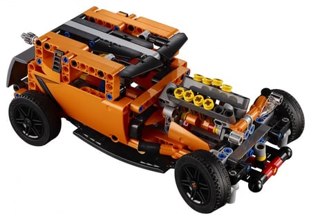 media/pim/techinc-preliminary-2019-super-car-5702016369588_7.JPG