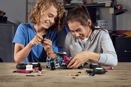 media/pim/technic-buggy-tout-terrain-5702016891010_12.JPG