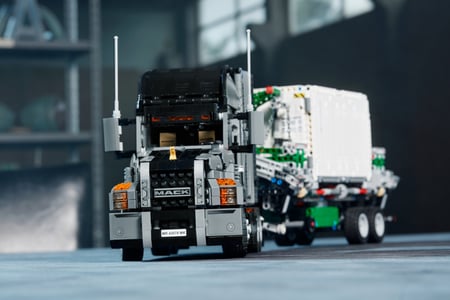 media/pim/technic-confidential-5702016116939_26.jpg