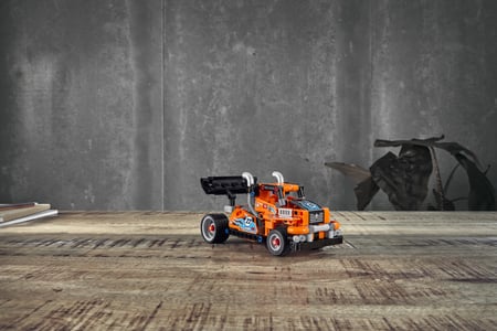media/pim/technic-le-camion-de-course-5702016616439_19.jpg