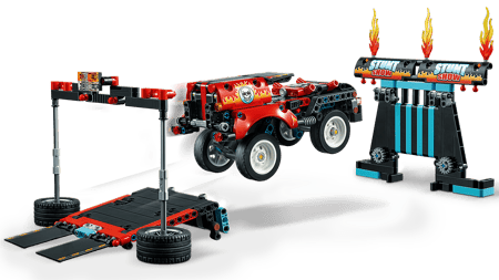 media/pim/technic-le-spectacle-de-cascades-camion-moto-5702016616453_24.png