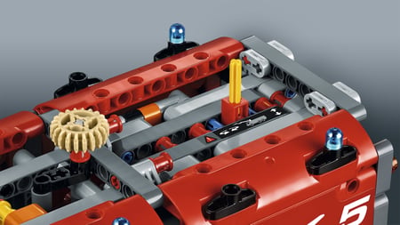 media/pim/technic-le-vehicule-de-secours-de-l-aeroport-5702015869744_18.jpg