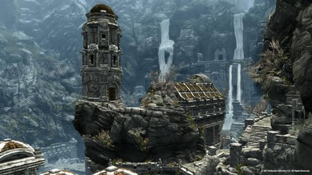 media/pim/the-elder-scroll-v-skyrim-0093155144835_5.jpg