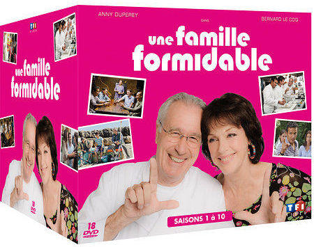media/pim/une-famille-formidable-l-integrale-saisons-1-a-10-3384442262842_0.jpg