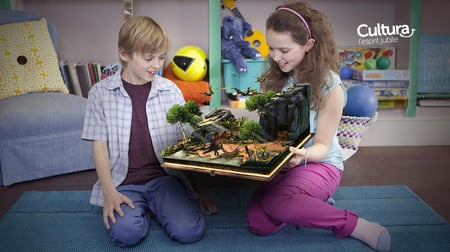 media/pim/wonderbook-sur-la-terre-des-dinosaures-wonderbook-0711719218388_3.jpg