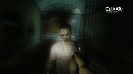 media/pim/zombiu-3307215654323_4.jpg