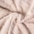 Tissu Fausse fourrure Liora nuage en relief sur fond Beige sable