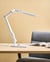 Lampe de Bureau LED Blanche avec Bras Réglable et Pivotant Variateur Modes CCT