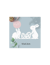 Die lapin de Pâques avec leurs oeufs