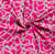 Tissu Viscose Twill Abstrait blanc sur fond Rose fuchsia