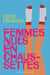 Femmes nues en chaussettes