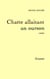 Chatte allaitant un ourson