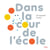 Dans la cour de l'école