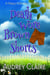 Death Wore Brown Shorts - Happy Holloway Mystery Series, #1