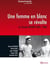 Une femme en blanc se révolte