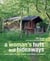 A WOMAN''S HUTS AND HIDEAWAYS - MORE THAN 40 SHE SHEDS AND OTHER RETREATS