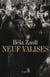 Neuf valises