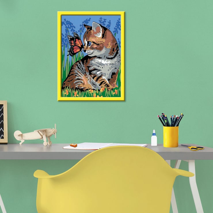 Numero D Art Moyen Chat Et Son Compagnon Le Papillon Peinture Pour Enfant Cultura