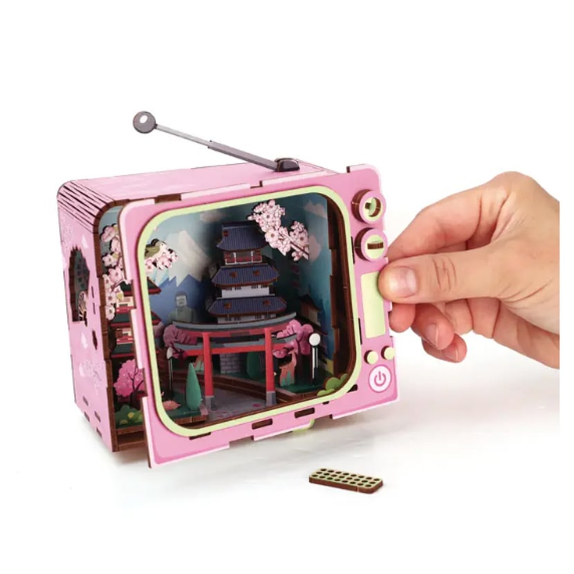 media/mkp/18fe6a6f0c8e481699006934cb16c9b7