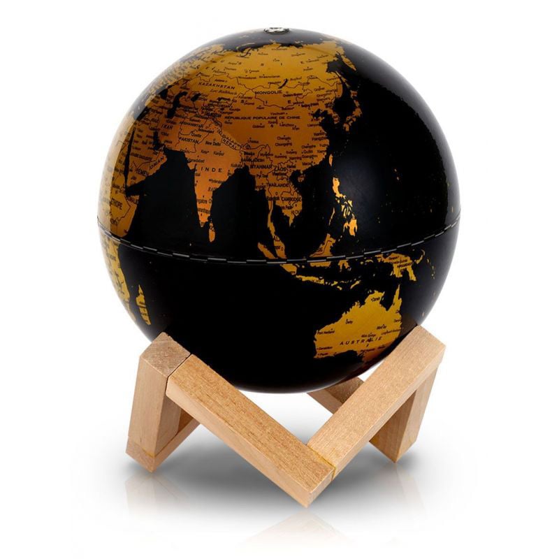 Télécharger Globe terrestre éducatif en aquarelle sur support en bois PNG  En Ligne - Creative Fabrica