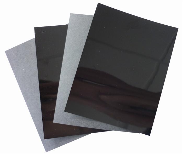 media/pim/7-f-plast-ding-noir-poch-7-feuilles-plastique-dingue-noir-3532435403059_1.jpg
