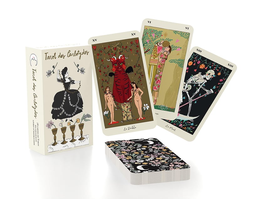 Cartes De Tarot Cartomancie Et Accessoires Magiques Photo stock