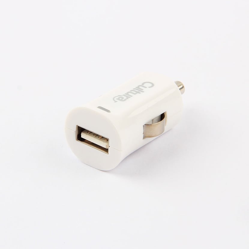 Chargeur allume-cigare 1 port USB - 2,4A - blanc - Chargeurs USB -  Chargeurs - Connectiques Smartphone - Matériel Informatique High Tech