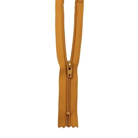 media/pim/fermeture-nylon-20cm-cognac-fermeture-nylon-20cm-cognac-3700238108178_0.jpg