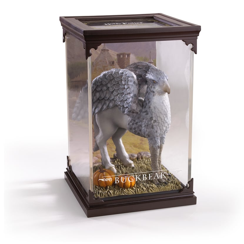 media/pim/harry-potter-statuette-magical-creatures-buckbeak-19-cm-0849421003449_0.jpg