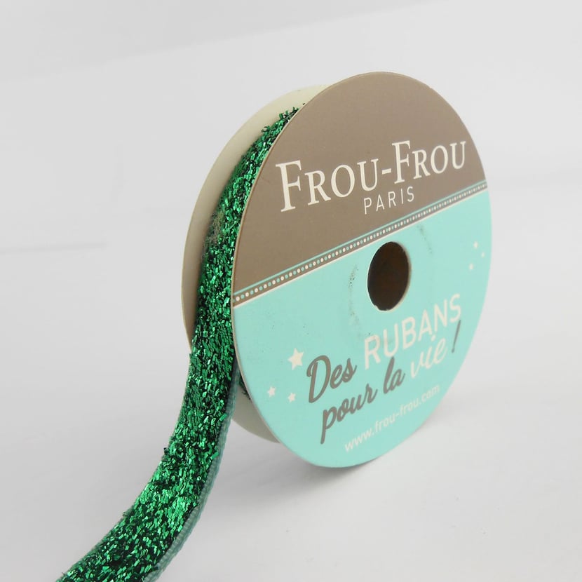media/pim/velours-paillete-emeraude-9-mm-359907_0.jpg