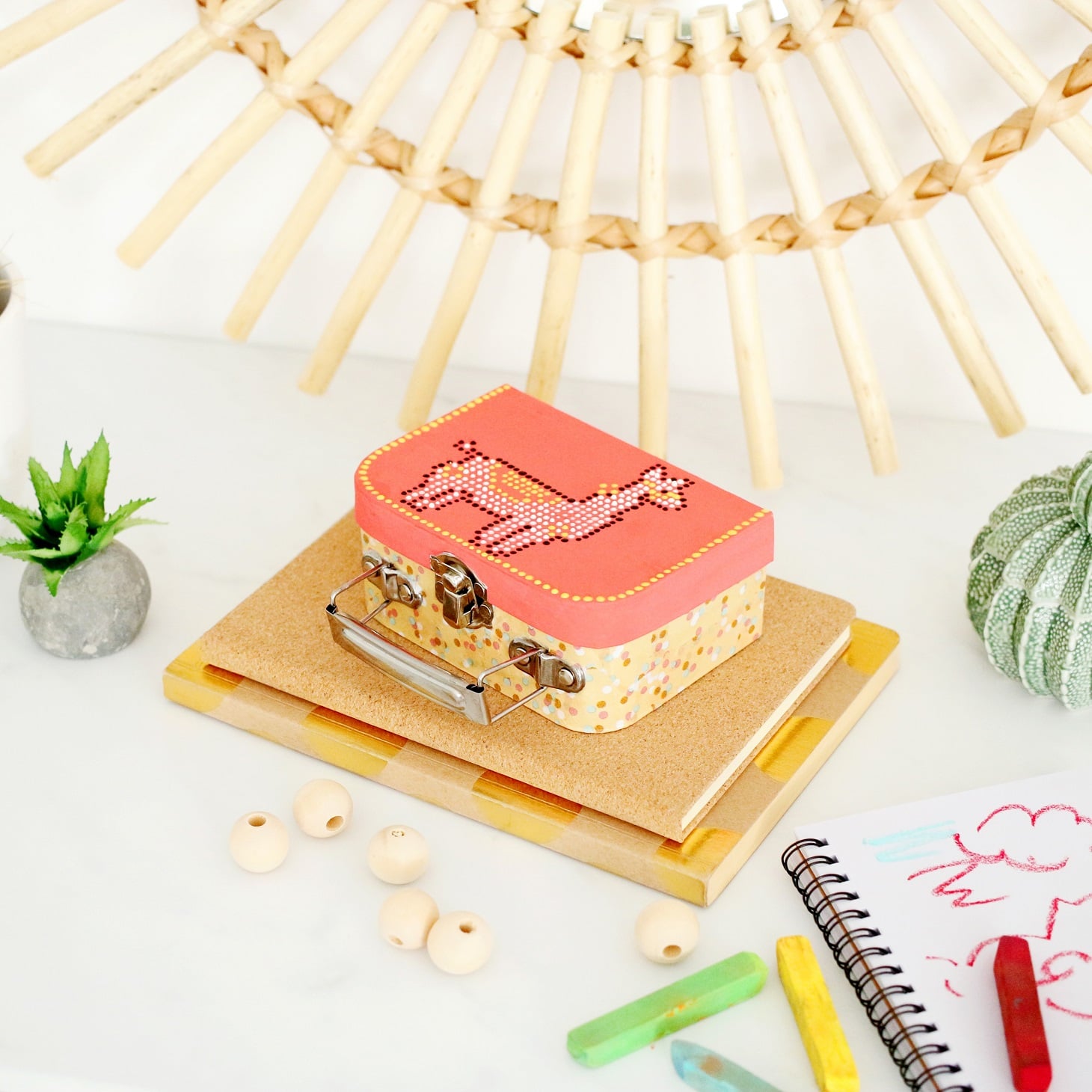 Atelier Enfant - Customisation sur bois et sur carton
